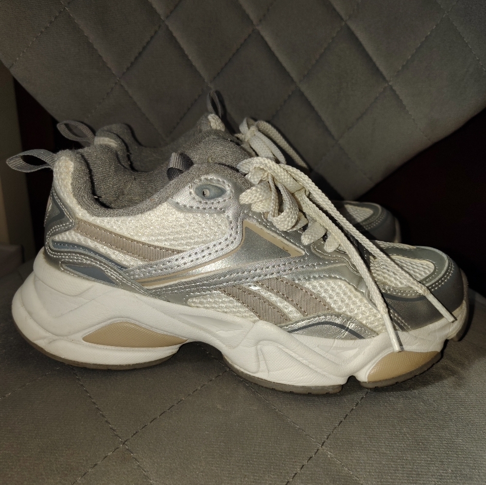 Reebok Royal Charge Dad Chunky Y2K Sneakers